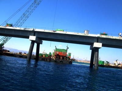 جسور ميناء الغاز المسال الجديد في العقبة